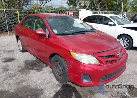 2011 Toyota Corolla Le z USA, uszkodzony, nr VIN 2T1BU4EEXBC674111